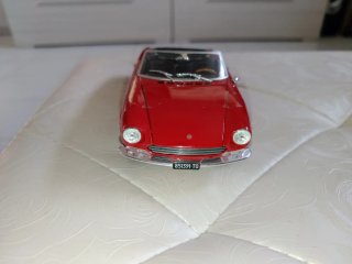 Fiat 124 Sport Spider 1/24 Fabbri 1967