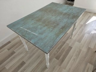 Mesa y 4 Sillas