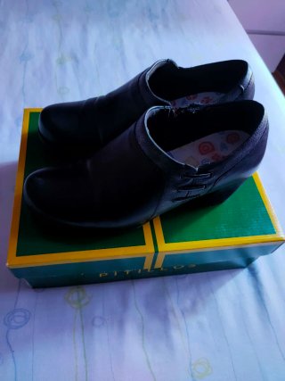 Zapatos PITILLOS Negros Mujer