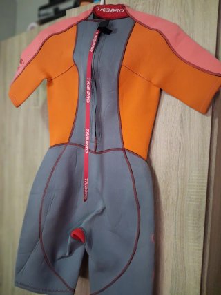 Traje Neopreno Chica Talla 41, 2,2mm profesional.