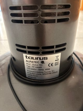 Ventilador Taurus Torre Negro/Gris para ARREGLAR