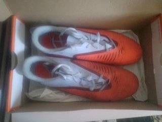 Botas de fútbol Nike naranjas