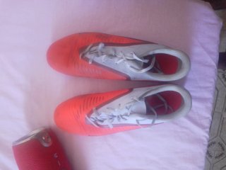 Botas de fútbol Nike naranjas