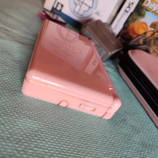Nintendo DS Lite Rosa + 3 Giochi
