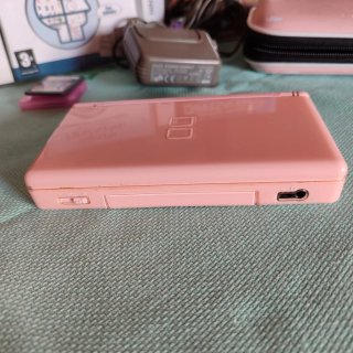 Nintendo DS Lite Rosa + 3 Giochi