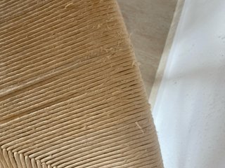 2 Sillas Sklum Ratan y Tela Negra