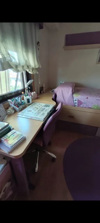 Dormitorio juvenil completo. Con el sinfonier 600€