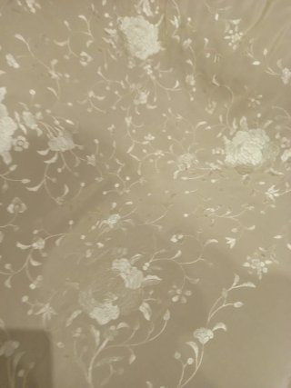 Mantón de Manila Seda Bordado a Mano