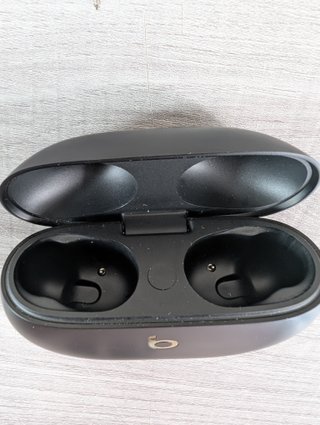 Beats Studio Buds + Auriculares Inalámbricos Negro