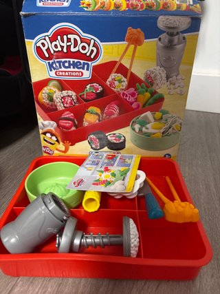 Play-Doh Kitchen Creations Sushi Set