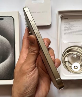 iPhone 15 Pro 256GB COMO NUEVO