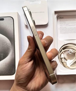 iPhone 15 Pro 256GB COMO NUEVO