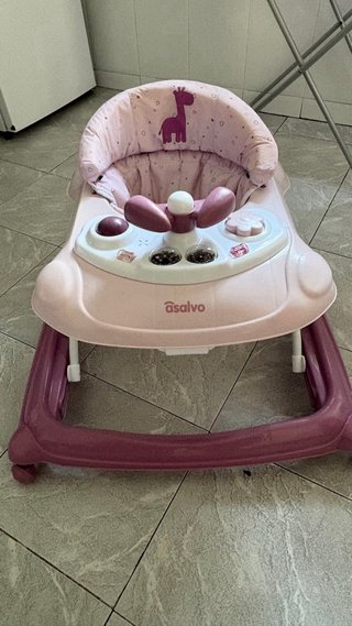Caminador bebé rosa Asalvo