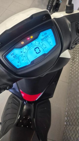 Piaggio Medley 125 ABS Blanca