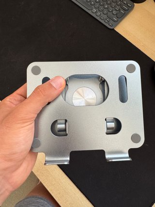Soporte Tablet Aluminio Ajustable Elevador Base