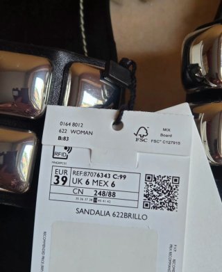 Sandalias Mango Piel Tachuelas
