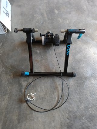 Rodillo B'Twin In'Ride 300