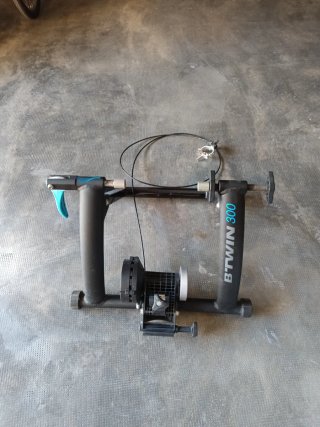 Rodillo B'Twin In'Ride 300