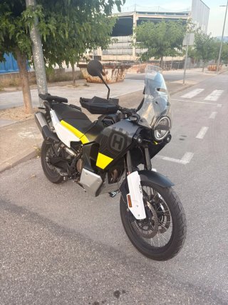 Husqvarna Norden 901 Adventure Moto