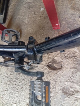 Cuadro BMX sin ruedas