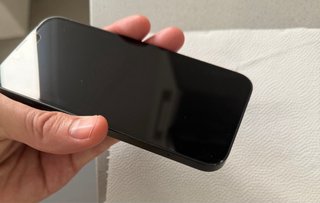 iPhone 16e 128GB Negro - Mayo 2025 Batería 95%