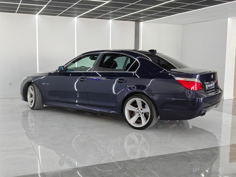 BMW Serie 5 2004, foto 4