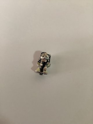 Charm Cruella de Vill
