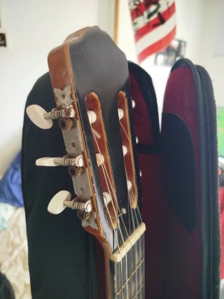 Guitarra Española Generalife. Año 94. Hecha a mano