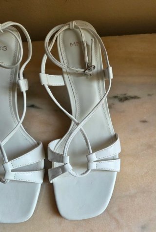 Sandalias Mango Blancas