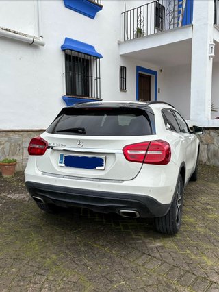 Mercedes-Benz GLA 220d 2016