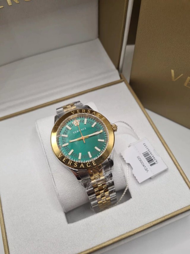 Reloj Versace Oro y Verde