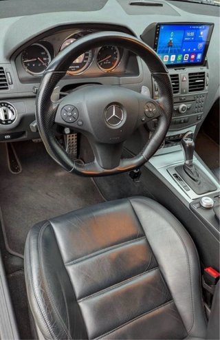 Mercedes-Benz C63 Estate 2010