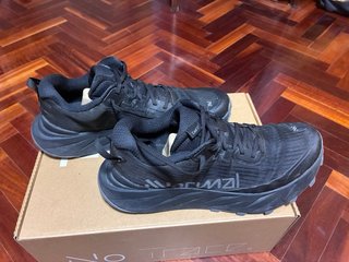 Zapatillas Trail NNormal Cadí Negras