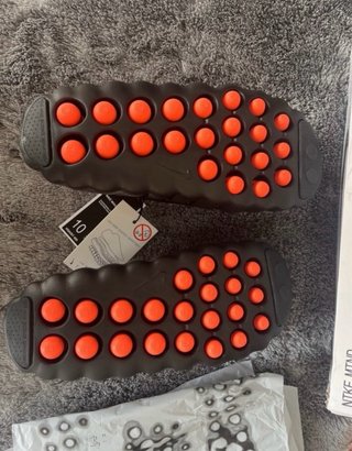 Nike Mind 001
