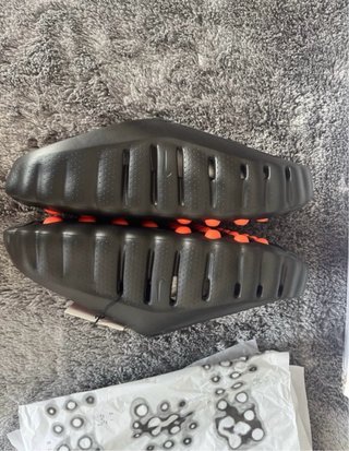 Nike Mind 001