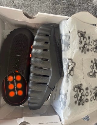 Nike Mind 001