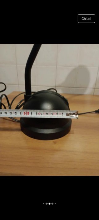 Lampada da scrivania nera