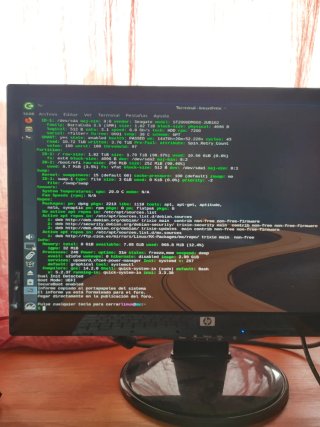 Lenovo ThinkCentre M92p SFF, i5, 8GB RAM, 2TB HDD.