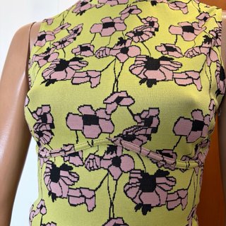 Conjunto Zara Top y Falda, diseño estampado