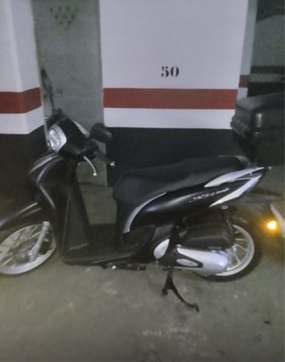 Honda S-H Mode 125 Scooter