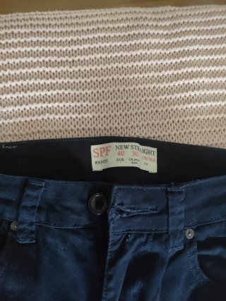 Pantalones azul oscuro