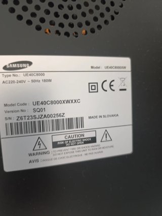 Televisor Samsung 40, serie 8000.