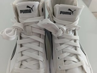 Lote 2 pares zapatillas Reebok y Puma 40€ los dos.