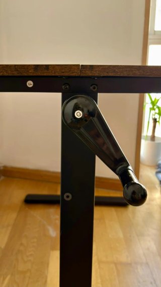 Mesa elevable con manivela