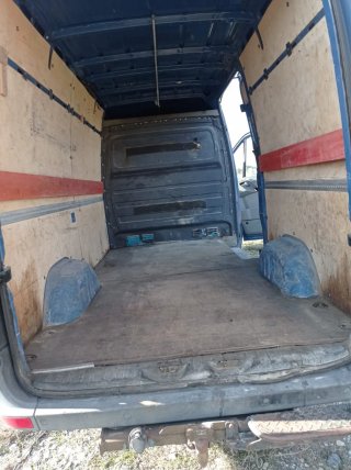 Mercedes-Benz Sprinter 2012