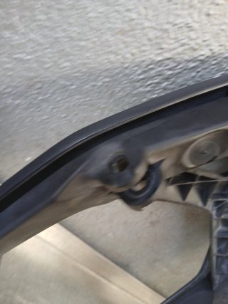 Soporte Pantalla C650GT 2014