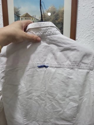 Camisa blanca mujer con parches