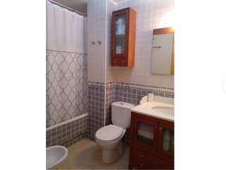Alquilo piso dos habitaciones amueblado y garaje