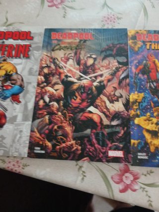 2deadpoll vs e deadpoll e wolverine