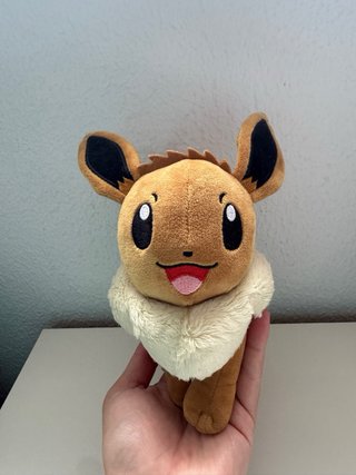 Peluche Pokemon Eevee Plush 20 cm